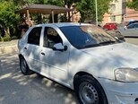Renault Logan-5