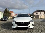 Hyundai Accent-1