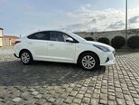 Hyundai Accent-7