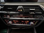 BMW 530e-21