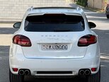 Porsche Cayenne GTS-2