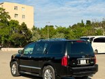 Infiniti QX56-6