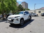 Mitsubishi L200-12