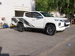 Mitsubishi L200-15