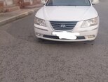 Hyundai Sonata-1