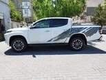 Mitsubishi L200-18