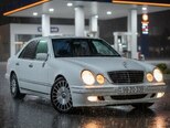 Mercedes E 320-4