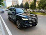 Toyota Land Cruiser-3