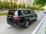 Toyota Land Cruiser-7