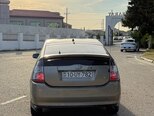 Toyota Prius-4