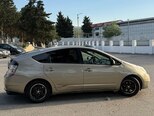 Toyota Prius-3