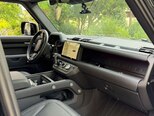 Land Rover Defender-14