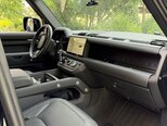 Land Rover Defender-18