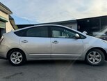 Toyota Prius-3
