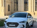 Hyundai Elantra-1