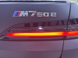 BMW M760e-25