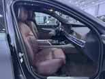 BMW M760e-13
