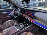 BMW M760e-11