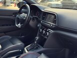Hyundai Elantra-21