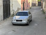 Mercedes E 230-10