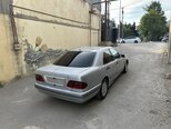 Mercedes E 230-12