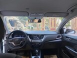 Hyundai Accent-12