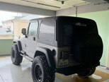 Jeep Wrangler-4