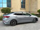 Hyundai Elantra-12