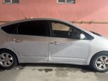 Toyota Prius-12
