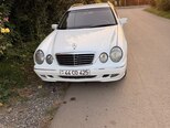 Mercedes E 220-2