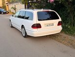 Mercedes E 220-13