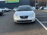 Hyundai Elantra-1