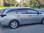 Toyota Auris-6