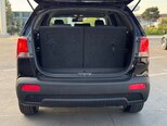 Kia Sorento-23