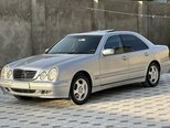 Mercedes E 270-3