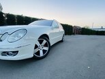 Mercedes E 200-3