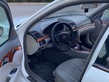 Mercedes E 200-11
