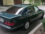 Mercedes E 280-5