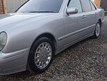 Mercedes E 220-2