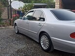 Mercedes E 220-5
