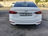 Hyundai Accent-7
