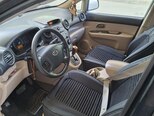 Kia Carens-8