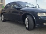 Opel Vectra-14
