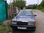 Mercedes 190-1