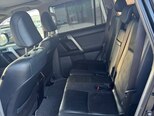 Toyota Land Cruiser Prado-4