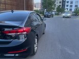 Hyundai Elantra-7