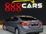 Hyundai Elantra-8