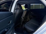 Hyundai Elantra-11