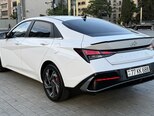 Hyundai Elantra-7