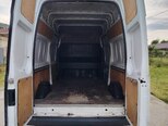 Ford Transit-9